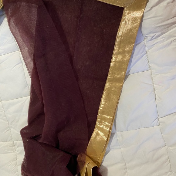 3 piece Lehnga - Picture 3 of 4